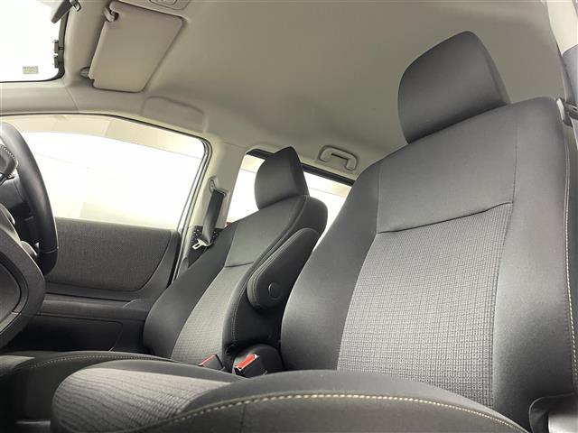 シエンタ G 禁煙 純正9型ナビ 両側電動 Bカメラ ETC LEDヘッドライト 前後ドライブレコーダー フルセグTV Bluetooth CD/DVD スマートキー 衝突被害軽減 純正フロアマット フルフラット(29枚目)