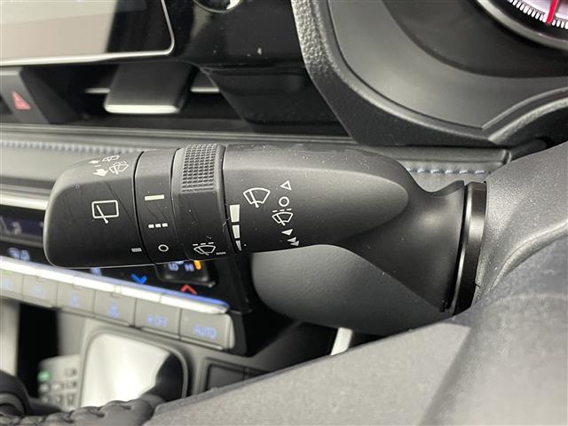 ヴォクシー S-Z 禁煙 純正10.5型ナビ 14.1型後席 両側 ETC ハーフレザー シートヒーター 前後ドライブレコーダー BSM RCTA アダプティブヘッドライト フルセグTV BT LEDヘッドライト(22枚目)