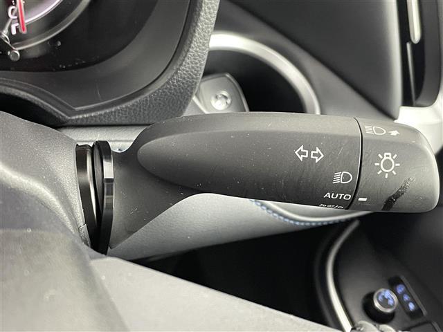 ヴォクシー S-Z 禁煙 純正10.5型ナビ 14.1型後席 両側 ETC ハーフレザー シートヒーター 前後ドライブレコーダー BSM RCTA アダプティブヘッドライト フルセグTV BT LEDヘッドライト(23枚目)