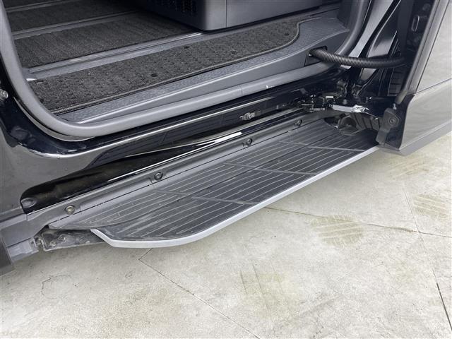 ヴォクシー S-Z 禁煙 純正10.5型ナビ 14.1型後席 両側 ETC ハーフレザー シートヒーター 前後ドライブレコーダー BSM RCTA アダプティブヘッドライト フルセグTV BT LEDヘッドライト(41枚目)