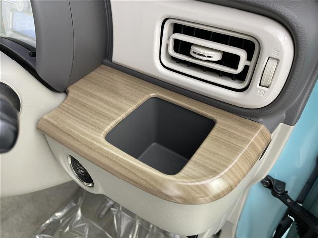 店頭在庫以外にも全国約４万台※の在庫から、ぴったりな１台をご提案します！※２０２３年１０月現在の在庫台数です。売約済の可能性があります。