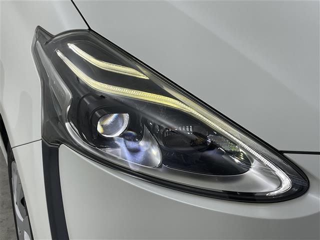 シエンタ G クエロ 禁煙 純正ナビ Bカメラ 温シート 両側電動 オートハイビーム コーナーセンサー レーンキープアシスト 衝突軽減システム ハーフレザーシート Bluetooth ETC2.0 純正フロアマット(40枚目)