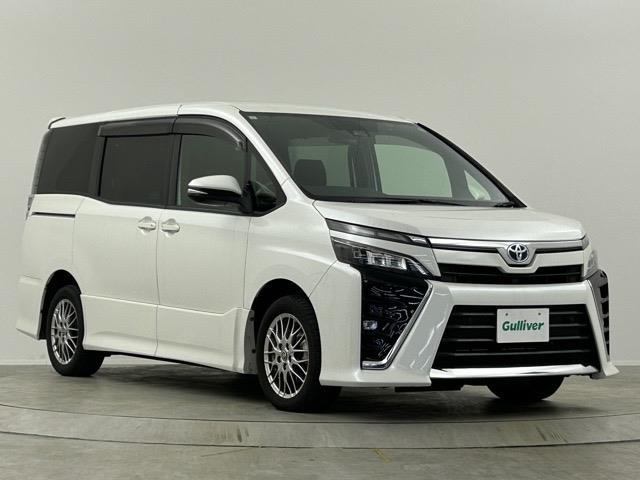 ヴォクシー ハイブリッドZS 純8型ナビ 温シート 両側電動 後席モニター クルーズコントロール 衝突軽減システム コーナーセンサー オートハイビーム レーンキープアシスト スペアキー 禁煙車 Bluetooth フルセグ(18枚目)