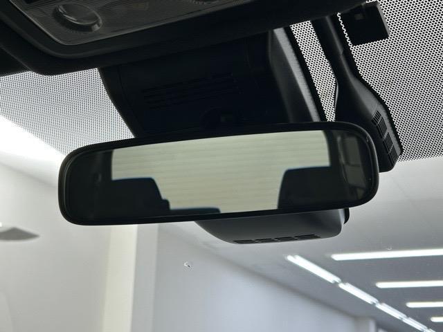 ヴォクシー ハイブリッドZS 純8型ナビ 温シート 両側電動 後席モニター クルーズコントロール 衝突軽減システム コーナーセンサー オートハイビーム レーンキープアシスト スペアキー 禁煙車 Bluetooth フルセグ(38枚目)