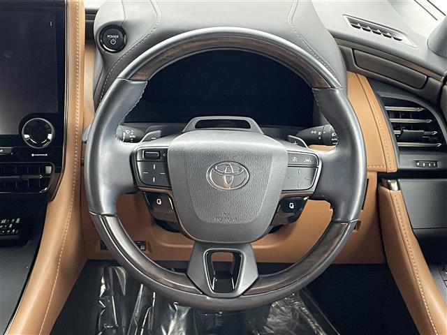 ヴェルファイアハイブリッド Z プレミア ムーンルーフ 後席モニター 茶革 360° BSM 純正14型ナビ 両側電動 オットマン 温シート ベンチレーション デジタルインナーミラー HUD スペアタイヤ アドバンストパーク ETC 禁煙(11枚目)