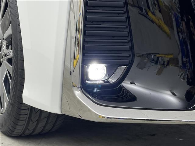 ヴェルファイアハイブリッド Z プレミア ムーンルーフ 後席モニター 茶革 360° BSM 純正14型ナビ 両側電動 オットマン 温シート ベンチレーション デジタルインナーミラー HUD スペアタイヤ アドバンストパーク ETC 禁煙(41枚目)