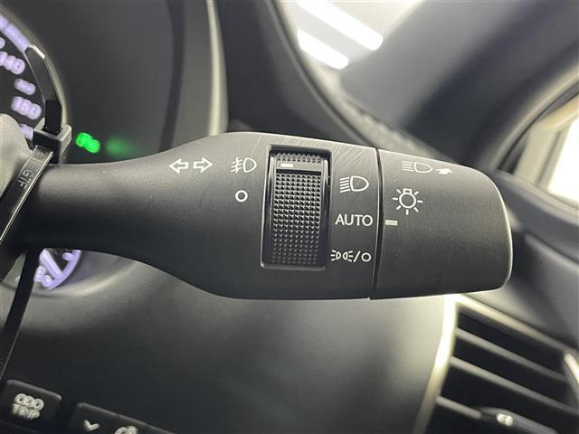 NX NX300h Fスポーツ 禁煙 360° 電動格納 冷シート BSM HUD ETC シートヒーター ドライブレコーダー オートハイビーム コーナーセンサー レーダークルーズコントロール レザーシート 純正ナビ BT DVD(14枚目)