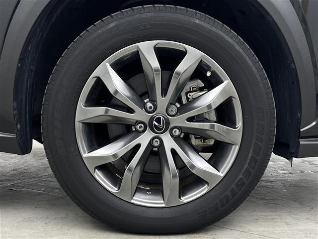 NX NX300h Fスポーツ 禁煙 360° 電動格納 冷シート BSM HUD ETC シートヒーター ドライブレコーダー オートハイビーム コーナーセンサー レーダークルーズコントロール レザーシート 純正ナビ BT DVD(20枚目)