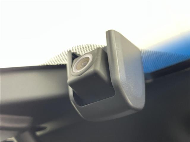 NX NX200t 3眼LEDサンルーフ TRDマフラー 純正ナビ TRDリアアンダースポイラー Bカメラ フルセグTV シートヒーター エアシート 半革 ETC ドライブレコーダー パワーシート 追従走行 禁煙(9枚目)