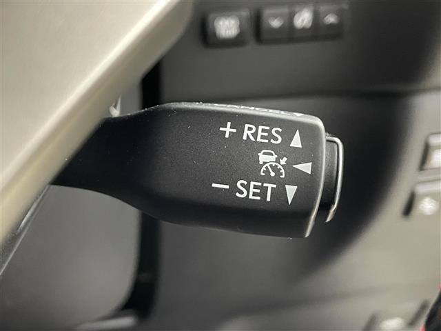 NX NX200t 3眼LEDサンルーフ TRDマフラー 純正ナビ TRDリアアンダースポイラー Bカメラ フルセグTV シートヒーター エアシート 半革 ETC ドライブレコーダー パワーシート 追従走行 禁煙(21枚目)