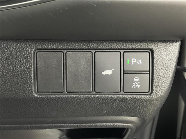 ヴェゼル e:HEV Z 禁煙 純正9型ナビ Bカメラ 温シート BSM ETC 前後ドライブレコーダー Bluetooth LEDヘッドライト ダウンヒルアシスト ホンダセンシング MTモード付AT CD/DVD フルセグ(6枚目)