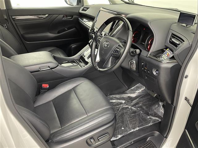 アルファード 2.5S Cパッケージ サンルーフ 12.8型後席 ALPINE11型ナビTV 温シート エアシート 両側電動スライドドア Bカメラ パワーシート パワーバックドア 三眼LEDヘッドライト 追従走行 ETC BT 禁煙(27枚目)