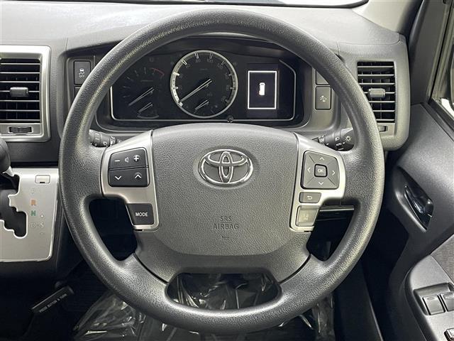 ハイエースワゴン ＧＬ　禁煙　モデリスタエアロ　後席　全方位　ＬＥＤ　純正ナビ　ビルトインＥＴＣ　ドライブレコーダー　フルセグＴＶ　パワースライドドア　スマートキー　ＭＴモード付ＡＴ　衝突被害軽減（9枚目）