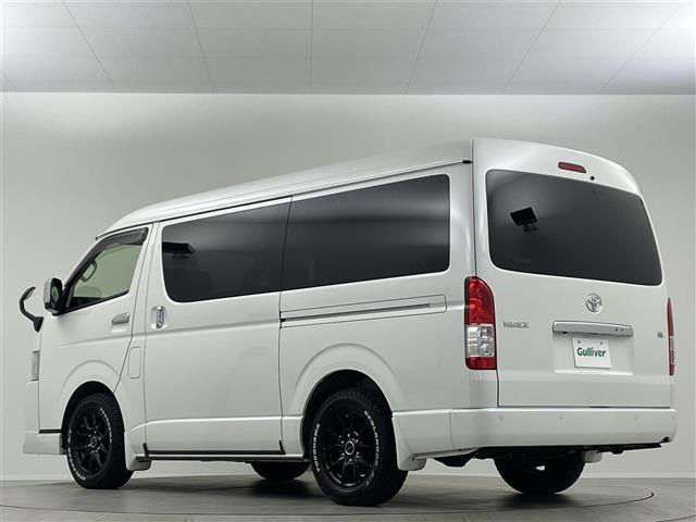 ハイエースワゴン ＧＬ　禁煙　モデリスタエアロ　後席　全方位　ＬＥＤ　純正ナビ　ビルトインＥＴＣ　ドライブレコーダー　フルセグＴＶ　パワースライドドア　スマートキー　ＭＴモード付ＡＴ　衝突被害軽減（17枚目）