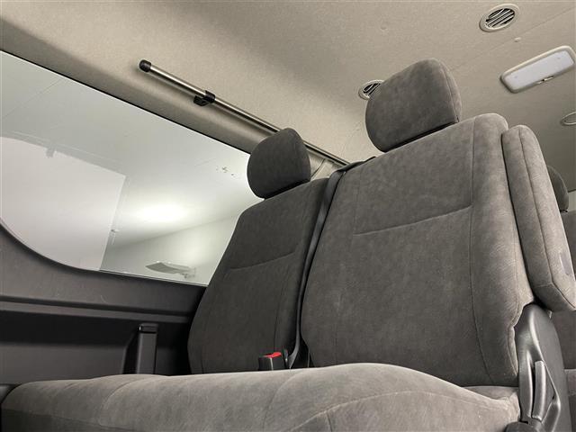 ハイエースワゴン ＧＬ　禁煙　モデリスタエアロ　後席　全方位　ＬＥＤ　純正ナビ　ビルトインＥＴＣ　ドライブレコーダー　フルセグＴＶ　パワースライドドア　スマートキー　ＭＴモード付ＡＴ　衝突被害軽減（31枚目）