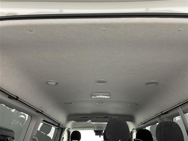 ハイエースワゴン ＧＬ　禁煙　モデリスタエアロ　後席　全方位　ＬＥＤ　純正ナビ　ビルトインＥＴＣ　ドライブレコーダー　フルセグＴＶ　パワースライドドア　スマートキー　ＭＴモード付ＡＴ　衝突被害軽減（37枚目）