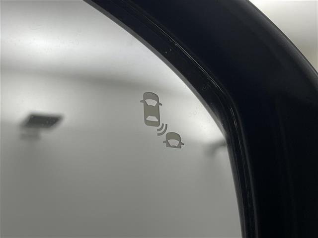 ヴェゼル e:HEV Z 禁煙 純正9型DA 温シートBカメラ BSM LED ビルトインETC2.0 フルセグTV パワーバックドア Bluetooth USB端子 ダウンヒルアシスト スマートキー 衝突被害軽減(4枚目)