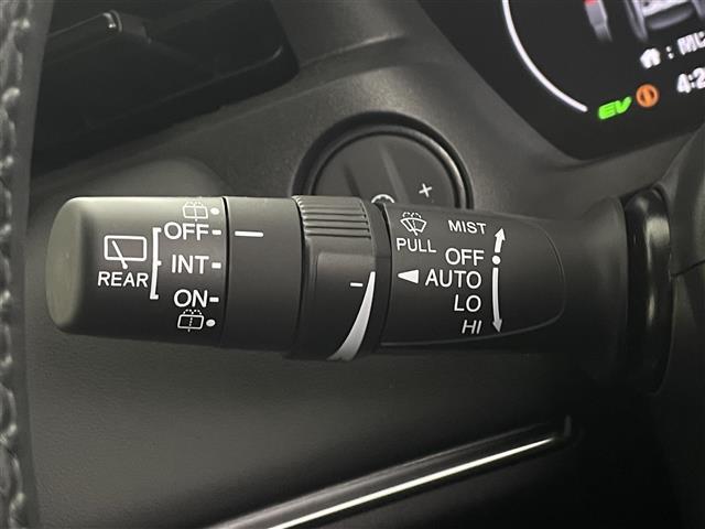 ヴェゼル e:HEV Z 禁煙 純正9型DA 温シートBカメラ BSM LED ビルトインETC2.0 フルセグTV パワーバックドア Bluetooth USB端子 ダウンヒルアシスト スマートキー 衝突被害軽減(12枚目)