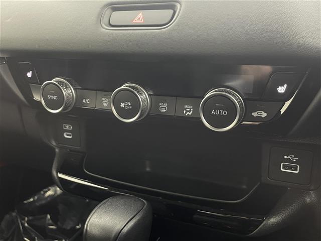 ヴェゼル e:HEV Z 禁煙 純正9型DA 温シートBカメラ BSM LED ビルトインETC2.0 フルセグTV パワーバックドア Bluetooth USB端子 ダウンヒルアシスト スマートキー 衝突被害軽減(22枚目)