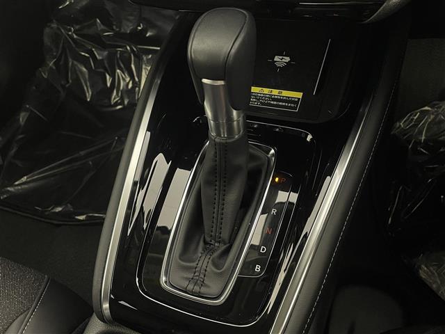 ヴェゼル e:HEV Z 禁煙 純正9型DA 温シートBカメラ BSM LED ビルトインETC2.0 フルセグTV パワーバックドア Bluetooth USB端子 ダウンヒルアシスト スマートキー 衝突被害軽減(23枚目)