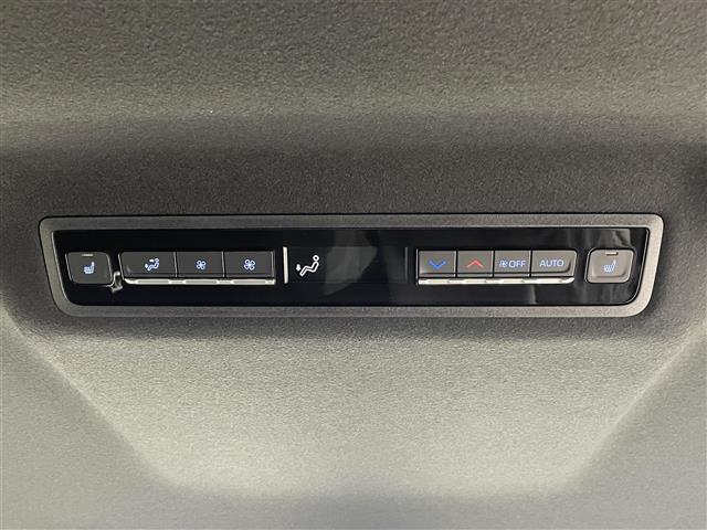 ヴォクシー ハイブリッドS-Z 純正10.5型ナビ 電動ステップ 快適利便 BSM 電動リアゲート シートヒーター AC100V電源 オットマン 両側電動 バックカメラ オートハイビーム ETC コーナーセンサー コネクトナビ(9枚目)