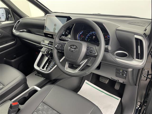 ヴォクシー ハイブリッドS-Z 純正10.5型ナビ 電動ステップ 快適利便 BSM 電動リアゲート シートヒーター AC100V電源 オットマン 両側電動 バックカメラ オートハイビーム ETC コーナーセンサー コネクトナビ(21枚目)