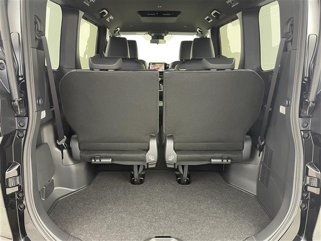 ヴォクシー ハイブリッドS-Z 純正10.5型ナビ 電動ステップ 快適利便 BSM 電動リアゲート シートヒーター AC100V電源 オットマン 両側電動 バックカメラ オートハイビーム ETC コーナーセンサー コネクトナビ(30枚目)