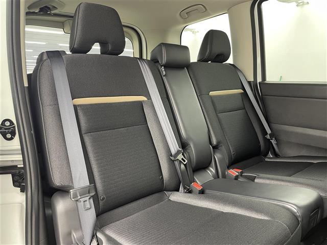 セレナ ｅ－パワー　ハイウェイスターＶ　純正ナビ　Ｂカメラ　後席モニター　ＢＳＭ　ＥＴＣ　レーンキープアシスト　両側パワースライドドア　オートハイビーム　コーナーセンサー　衝突軽減システム　レーダークルーズコントロール　Ｂｌｕｅｔｏｏｔｈ（26枚目）