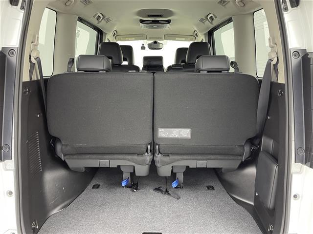 セレナ ｅ－パワー　ハイウェイスターＶ　純正ナビ　Ｂカメラ　後席モニター　ＢＳＭ　ＥＴＣ　レーンキープアシスト　両側パワースライドドア　オートハイビーム　コーナーセンサー　衝突軽減システム　レーダークルーズコントロール　Ｂｌｕｅｔｏｏｔｈ（31枚目）