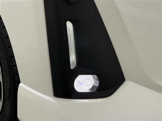 ルーミー カスタムＧ　純正８型ＤＡ　全方位　温シート　両側電動　ＥＴＣ　オートハイビーム　コーナーセンサー　レーダークルーズコントロール　レーンキープアシスト　衝突軽減システム　純正１４インチホイール　スペアキー（40枚目）