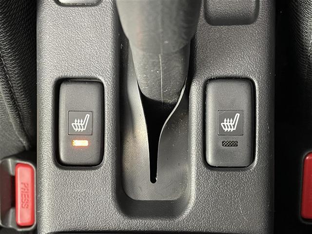 コペン セロ 禁煙 ナビTV 温シート Bカメラ BT ドラレコ LEDヘッドライト アイドリングストップ MTモード付AT スマートキー 純正フロアマット 純正16インチアルミホイール(4枚目)