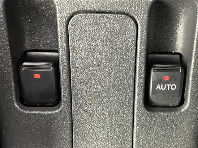 コペン セロ 禁煙 ナビTV 温シート Bカメラ BT ドラレコ LEDヘッドライト アイドリングストップ MTモード付AT スマートキー 純正フロアマット 純正16インチアルミホイール(8枚目)