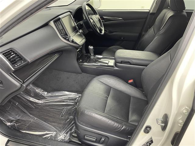 クラウンハイブリッド アスリートS 禁煙 純正8型ナビ 温冷シート Bカメラ 黒革 LEDヘッドライト ビルトインETC 前後ドライブレコーダー パワーシート クルーズコントロール オートハイビーム MTモード付 フルセグ BT USB(32枚目)