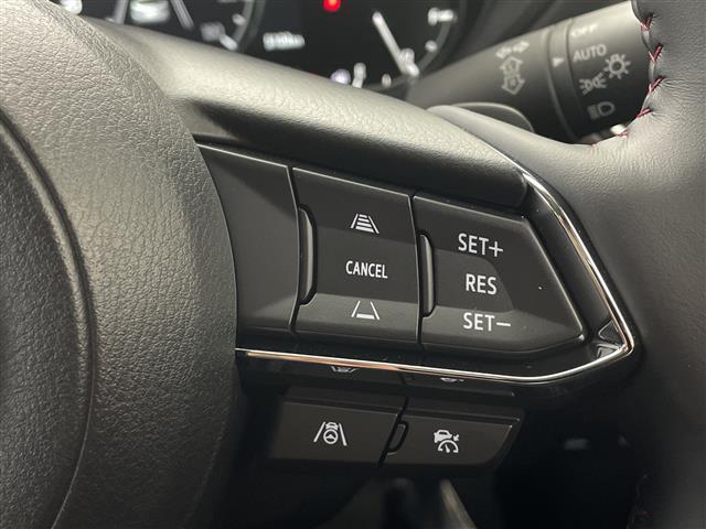 ＣＸ－５ ＸＤ　ブラックトーンエディション　禁煙　純正１０．２５型ナビ　全方位　温シート　ＢＳＭ　ワイヤレス充電　ＥＴＣ　前後ドライブレコーダー　ＨＵＤ　ＬＥＤヘッドライト　衝突軽減　追従走行　スマートキー　フルセグ　ＢＴ　ＭＴモード付ＡＴ（13枚目）