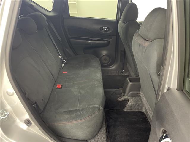 ノート ｅ－パワーニスモ　純正ナビ　全方位　液晶ミラー　フルセグ　ＥＴＣ　レーンキープアシスト　衝突軽減ブレーキ　ステアリング　スイッチ　Ｂｌｕｅｔｏｏｔｈ　ドライブレコーダー　純正１６インチホイール　フォグライト（25枚目）