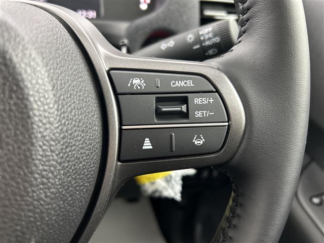 フリード e:HEVエアー EX 登録済未使用車 純正9型ナビ 温シート LED バックカメラ Bluetooth USB端子 フルセグTV BSM ホンダセンシング スマートキー 両側電動 純正15インチAW 衝突被害軽減システム(13枚目)