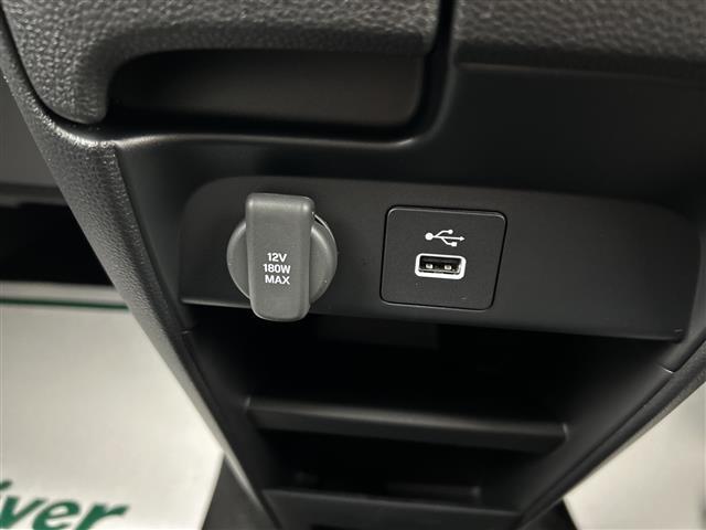 フリード e:HEVエアー EX 登録済未使用車 純正9型ナビ 温シート LED バックカメラ Bluetooth USB端子 フルセグTV BSM ホンダセンシング スマートキー 両側電動 純正15インチAW 衝突被害軽減システム(22枚目)