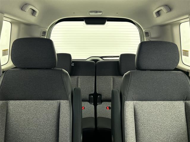 フリード e:HEVエアー EX 登録済未使用車 純正9型ナビ 温シート LED バックカメラ Bluetooth USB端子 フルセグTV BSM ホンダセンシング スマートキー 両側電動 純正15インチAW 衝突被害軽減システム(31枚目)