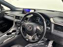 ＲＸ２００ｔ　Ｆスポーツ　三眼　サンルーフ　リア席電動格納　ＨＵＤ　３６０°　電動リアゲート　ステアリングヒーター　全席シートヒーター　ベンチレーション　ドライブレコーダー　ブルーレイ　黒革　純正フロアマット　１００Ｖ電源（24枚目）
