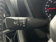 安心の全車保証付き！（※部分保証、国産車は納車後３ヶ月、輸入車は納車後１ヶ月の保証期間となります）。その他長期保証（有償）もご用意しております！※長期保証を付帯できる車両には条件がございます。 6