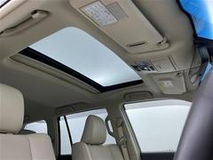 ����С����롼�פǤϼ��ץ᡼���������׼ּ�򤪼�갷�����Ƥ���ޤ��������󣴣���Ź�ޤκ߸ˤ��椫�餪���ͤ˥ԥå���ΰ������Ƥ��ޤ��� 4