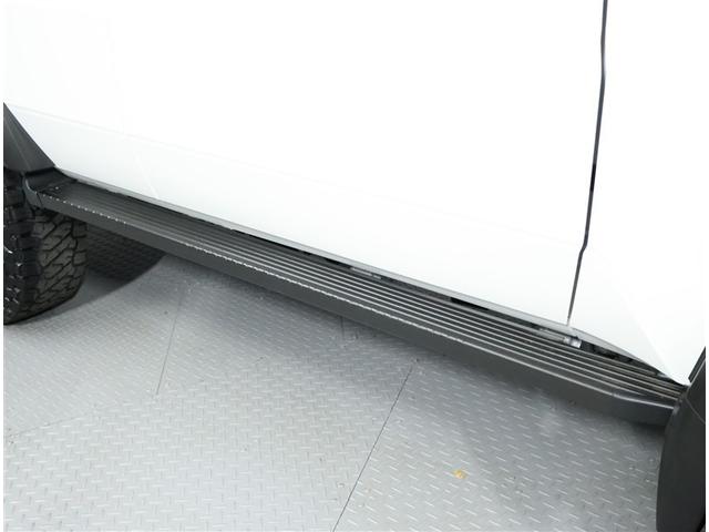 ランドクルーザー７０ ＡＸ　フルセグテレビ　ＴＶ・ナビ　Ｂモニター　セキュリティ　助手席エアバック　横滑り防止機能　アルミホイール　ＤＶＤ再生　オートクルーズコントロール　キーレスエントリー　ＬＥＤヘッドランプ　ＥＴＣ　記録簿（9枚目）