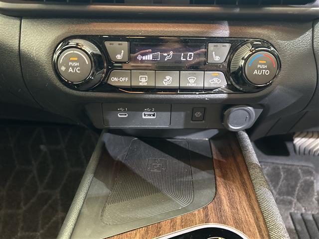 オーラ G レザーエディション 純正9型ナビ/プロパイロット/フルセグTV/全周囲カメラ/衝突被害軽減ブレーキ/BOSE/ETC2.0/ワイヤレス充電/シートヒーター/ステアリングヒーター/HDMI/ドラレコ/Bluetooth(4枚目)