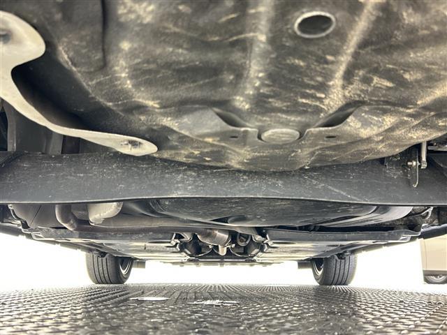 オーラ G レザーエディション 純正9型ナビ/プロパイロット/フルセグTV/全周囲カメラ/衝突被害軽減ブレーキ/BOSE/ETC2.0/ワイヤレス充電/シートヒーター/ステアリングヒーター/HDMI/ドラレコ/Bluetooth(41枚目)