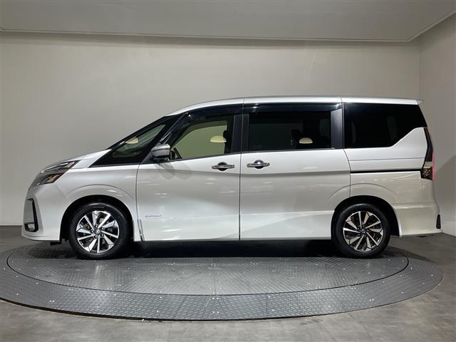セレナ ハイウェイスターV 純正10インチナビ/Bluetooth/フルセグ/USB/バックカメラ/プロパイロット/フリップダウンモニター/両側電動スライドドア/衝突被害軽減ブレーキ/レーンキープアシスト/前後コーナーセンサー(18枚目)