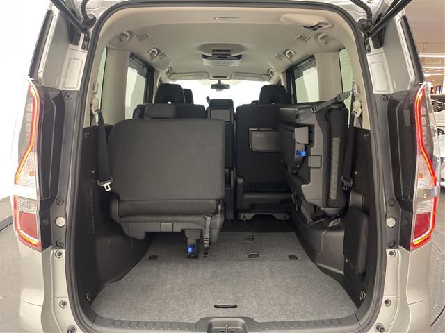 セレナ ハイウェイスターV 純正10インチナビ/Bluetooth/フルセグ/USB/バックカメラ/プロパイロット/フリップダウンモニター/両側電動スライドドア/衝突被害軽減ブレーキ/レーンキープアシスト/前後コーナーセンサー(22枚目)
