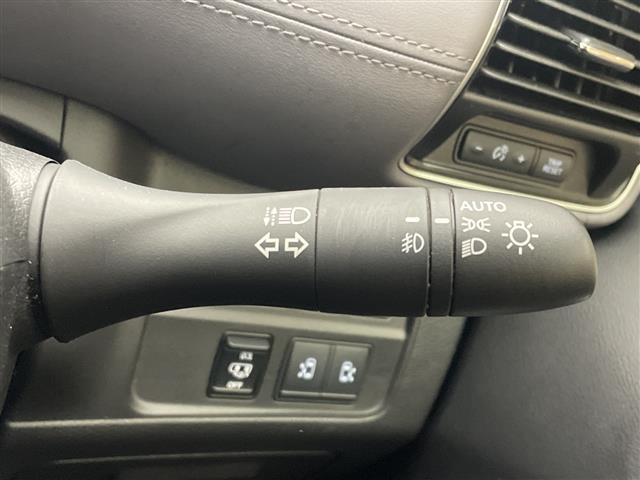 セレナ ハイウェイスターV 純正10インチナビ/Bluetooth/フルセグ/USB/バックカメラ/プロパイロット/フリップダウンモニター/両側電動スライドドア/衝突被害軽減ブレーキ/レーンキープアシスト/前後コーナーセンサー(33枚目)