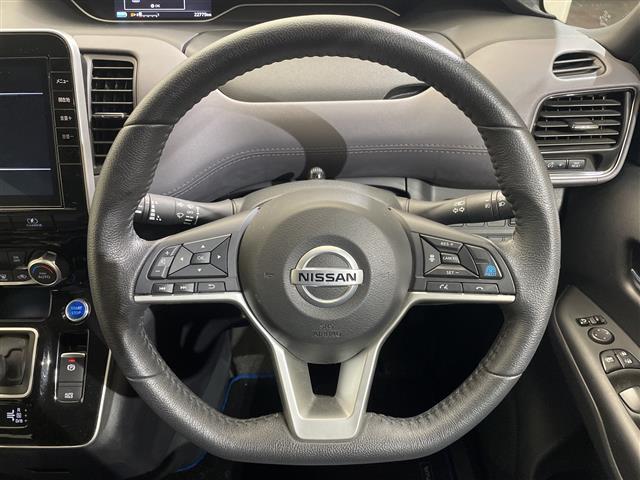 セレナ e-パワー ハイウェイスターV 10型ナビ/フルセグ/Bluetooth/USB/全方位カメラ/後席モニター/衝突軽減ブレーキ/ETC/前方ドライブレコーダー/両側パワースライドドア/前後コーナーセンサー/レーンキープアシスト(25枚目)