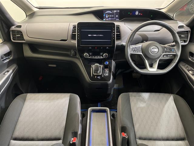 セレナ e-パワー ハイウェイスターV 10型ナビ/フルセグ/Bluetooth/USB/全方位カメラ/後席モニター/衝突軽減ブレーキ/ETC/前方ドライブレコーダー/両側パワースライドドア/前後コーナーセンサー/レーンキープアシスト(42枚目)