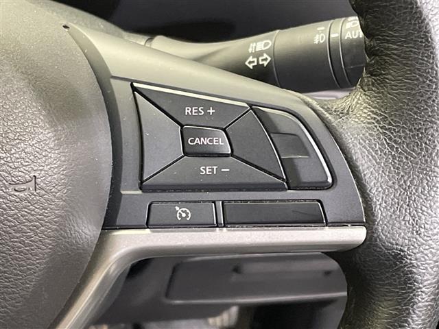 セレナ ハイウェイスター VセレクションII 8型ナビ/フルセグ/Bluetooth/USB/全方位カメラ/ALPINE後席モニター/衝突軽減ブレーキ/クルーズコントロール/ETC/前方ドライブレコーダー/両側パワースライドドア(8枚目)